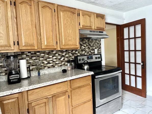 223 E Mountain Rd #4