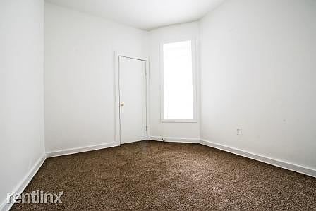 819 Independence Blvd Apartments Chicago Bedroom_2