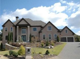 4970 Spruce Bluff Dr, Sandy Springs, GA 30350