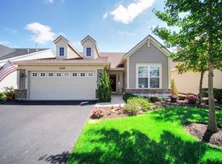 1149 Drury Ln, Aurora, IL 60502