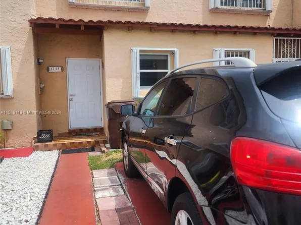 1781 W 57th St #205, Hialeah, FL 33012