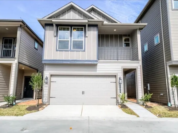 8620 Hollyoaks Creek Ln, Houston, TX 77063