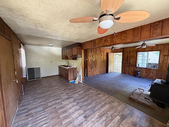 3rd image of 213 Matson Ln