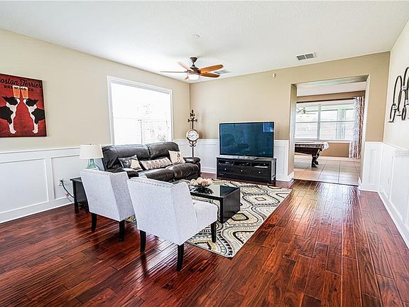 4th image of 9831 Chorlton Cir