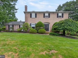 1108 Mill Mar Rd, Lancaster, PA 17601