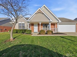1708 New Castle Ln, Springfield, OH 45503