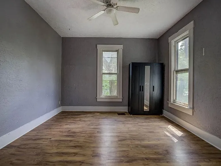 330 W Withrow St — Photo 12