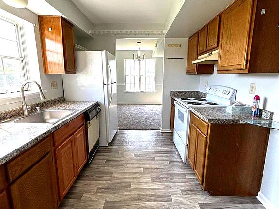 5th image of 1405 Key Pkwy Unit 201A