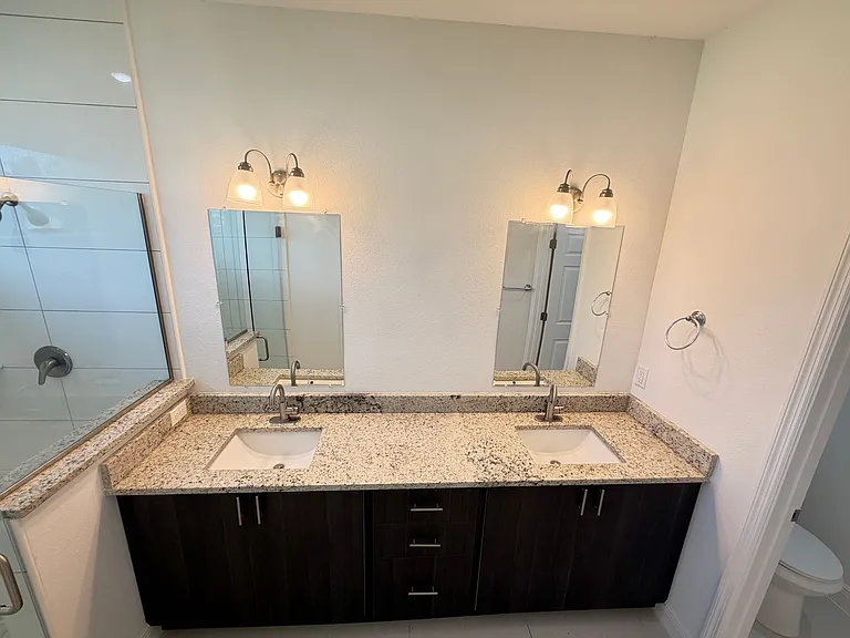 2481 San Filippo Dr SE — Photo 35