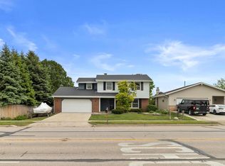 8653 39th Ave, Kenosha, WI 53142