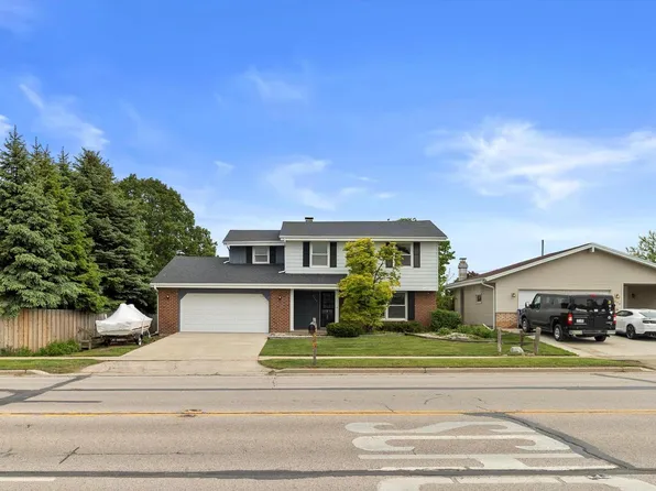 8653 39th AVENUE, Kenosha, WI 53142