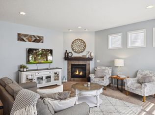 1701 Mayapple Pass, Chanhassen, MN 55317