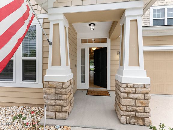 4th image of 529 CAPTIVA Drive