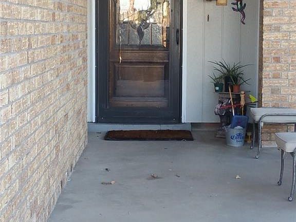 4th image of 4489 General Maloney Cir