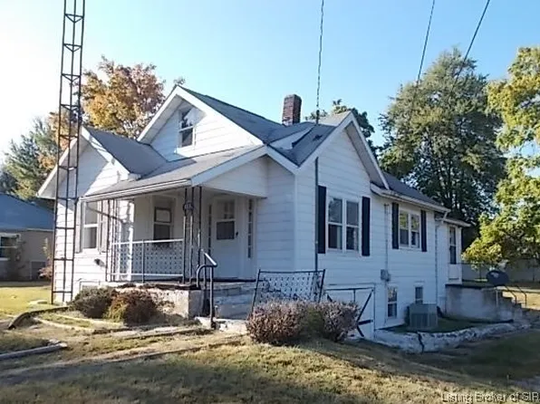 920 Allen Street, Scottsburg, IN 47170