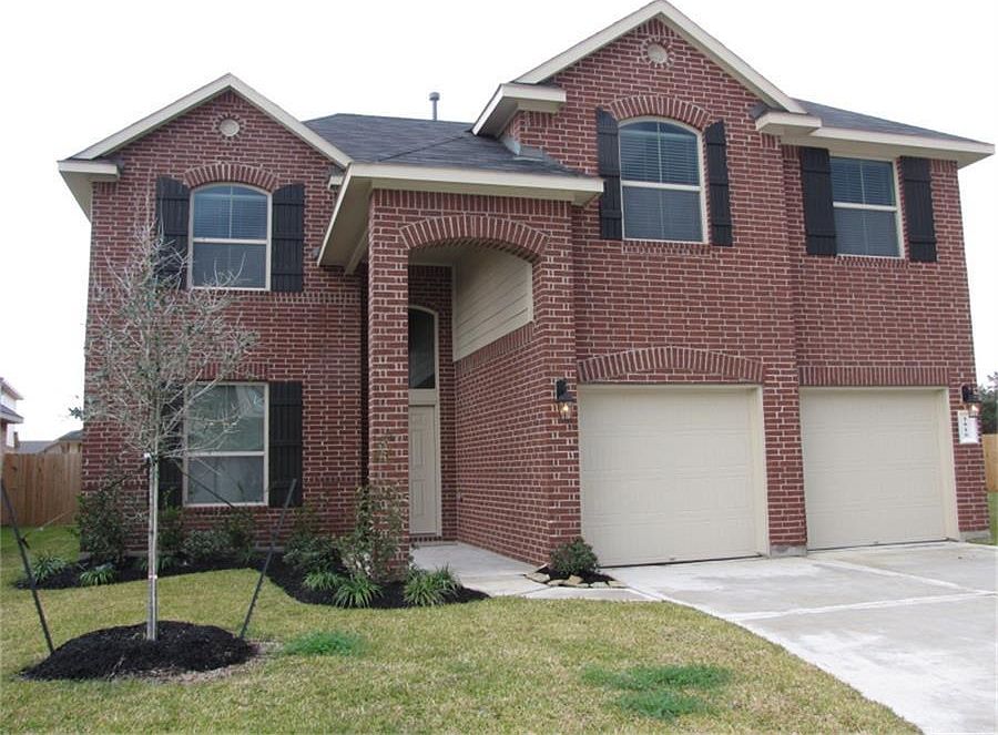 1st image of 1810 Dover Heights Ln