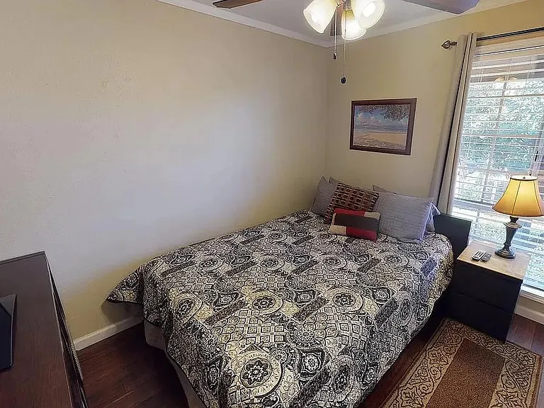 140 Uwapo Rd — Photo 11