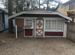 430 Sunset Ln, Sugarloaf, CA 92386