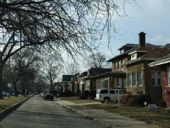 Exterior Neighborhood (street photo)