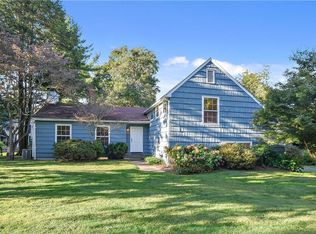 19 Turtlepond Ln, Bedford, NY 10506