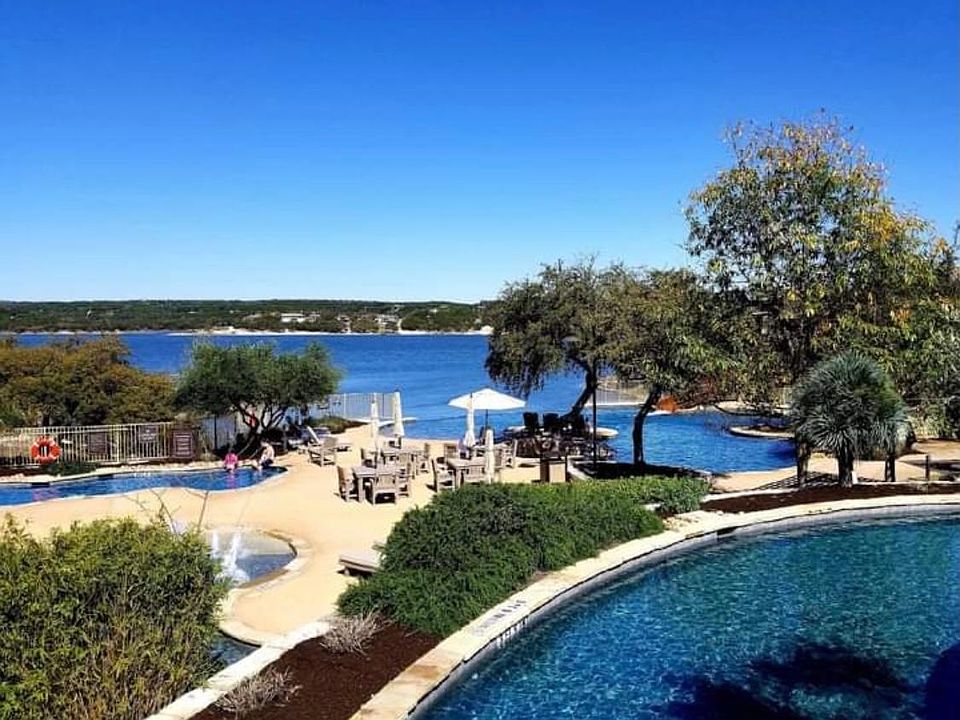 Pool and Lazy River overlooking Lake Travis