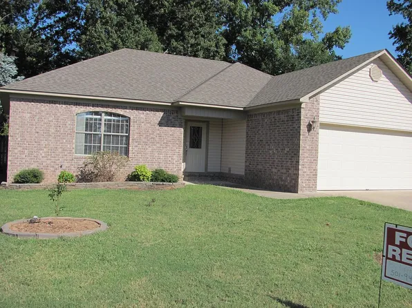 427 Nottingham Dr, Cabot, AR 72023