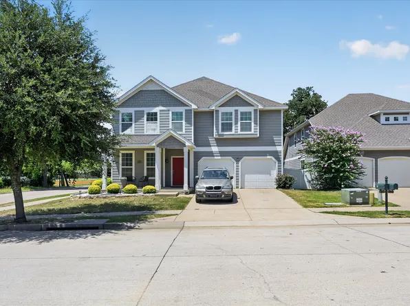 8913 Cranston Ct, Aubrey, TX 76227