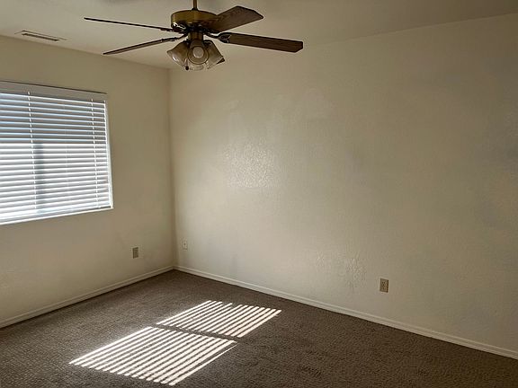 4th image of 4828 N Arnold Dr Unit B