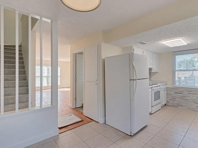832 Tibet Ave — Photo 21