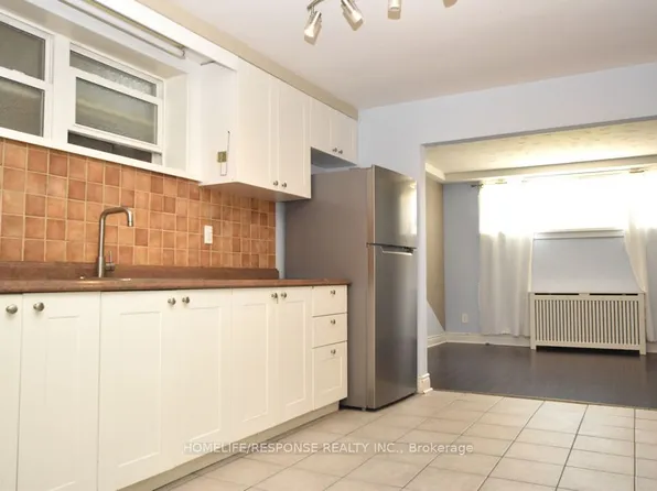 42 Emerald Cres #1, Toronto, ON M8V 2B6