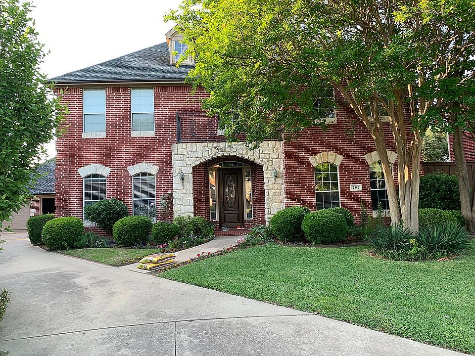 1st image of 263 Queen Victoria Ct