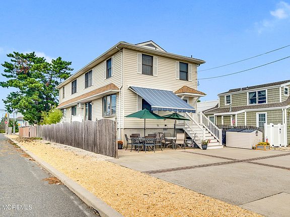 3rd image of 111 Princeton Avenue #2