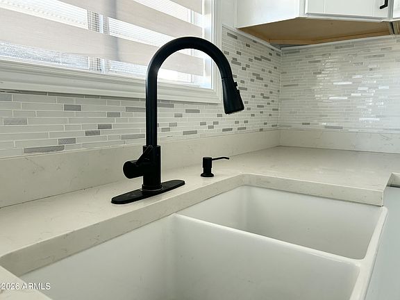 4th image of 6565 N 19TH Avenue #27