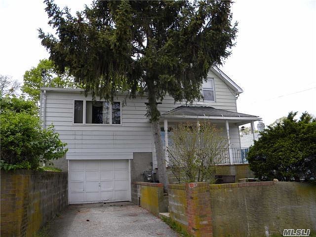 1st image of 8 Ford St