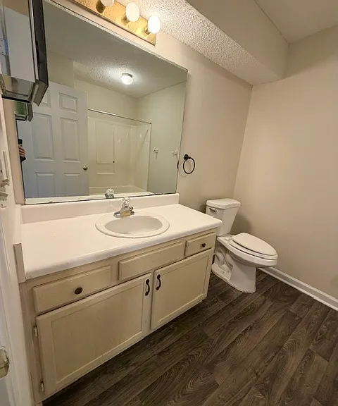 7129 W Friendly Ave #D — Photo 18