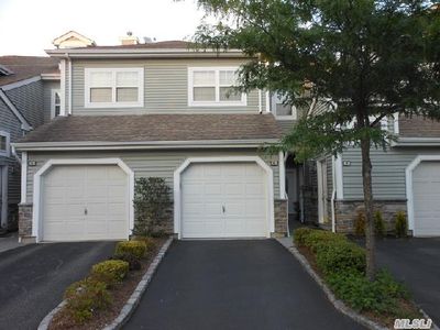 6 Carriage Ln Unit 106, Plainview, NY, 11803