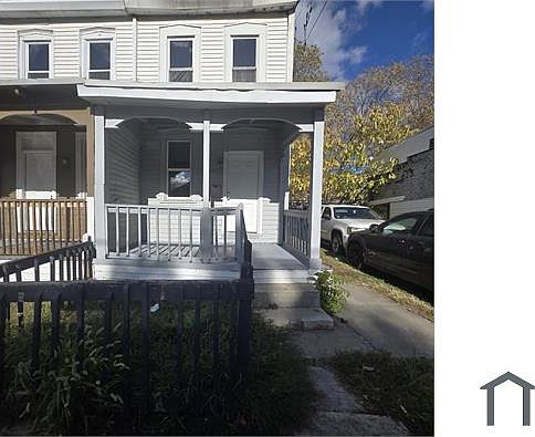 2nd image of 1681 Meadow St