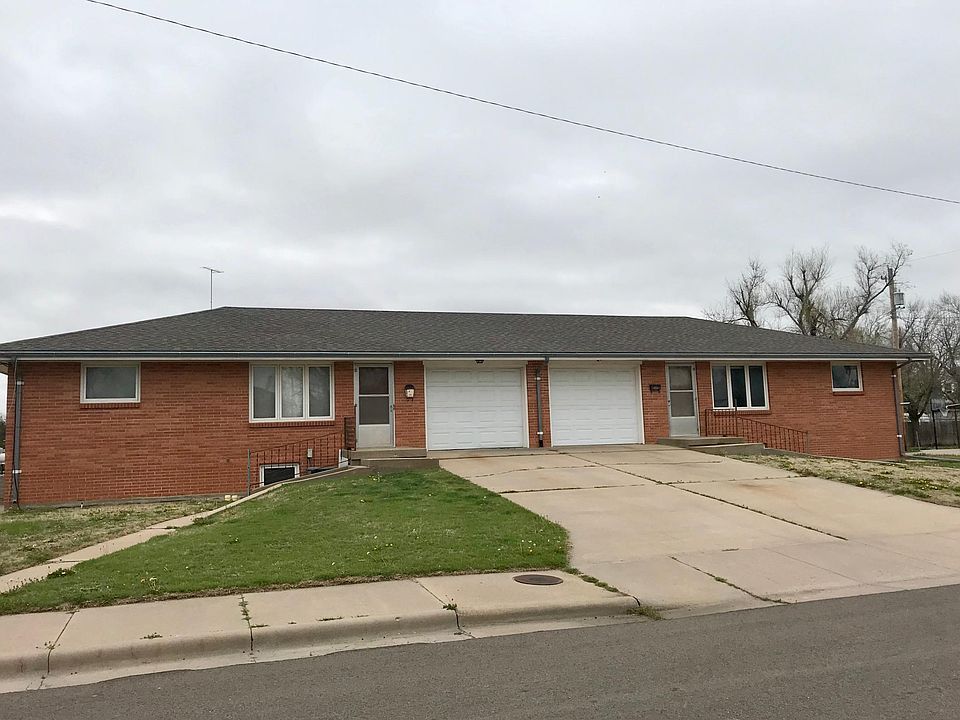 1801 Adams Apartment A lower level south side