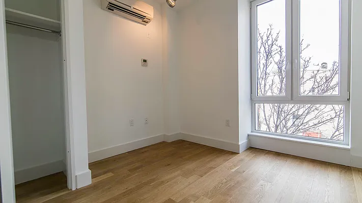 Rented by Nooklyn NYC LLC | media 56