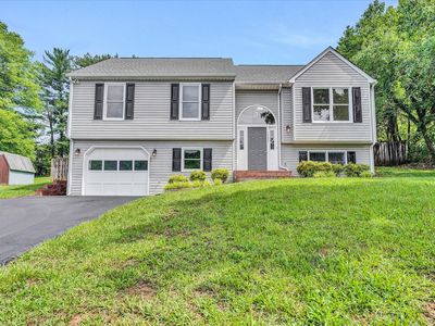 1121 Newman Dr, Salem, VA, 24153