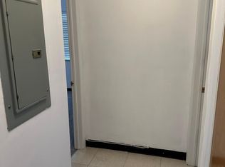 31 Oak St, Moonachie, NJ 07074
