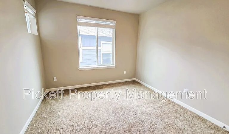 2122 SW Nautical St — Photo 25