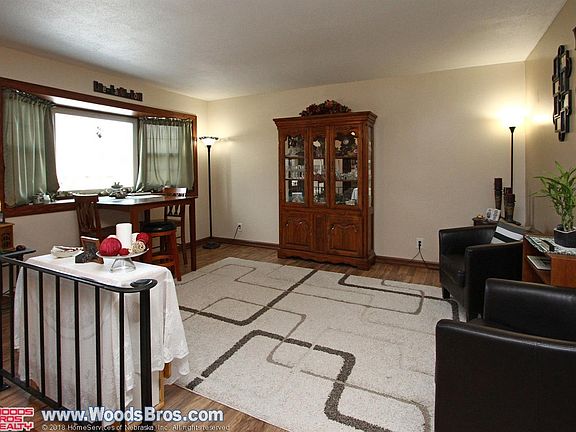 3rd image of 5612 S 42nd Street Ct