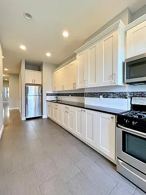 Rented by Parlor Real Estate Corp | media 14