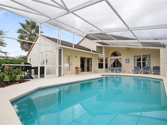 2nd image of 2842 Picadilly Cir
