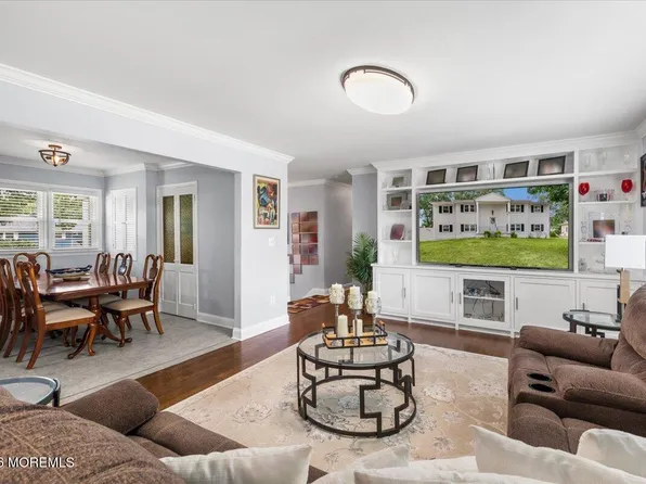 111 Oak Ridge Parkway, Toms River, NJ 08755