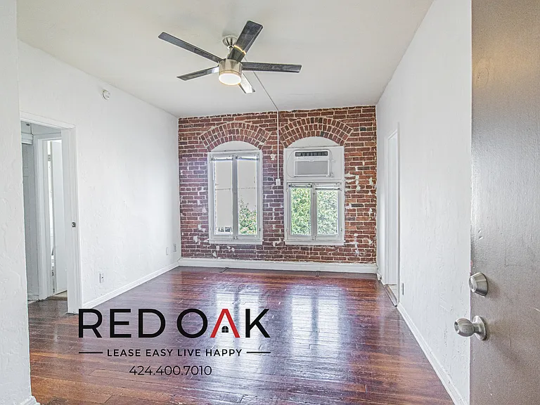 1405 S Berendo St #207 — Photo 5