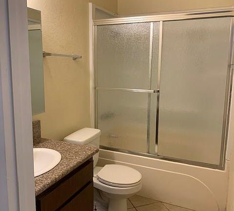 5th image of 15115 Raymond Ave