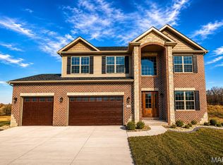 712 Creekwood Ct, O'Fallon, IL 62269