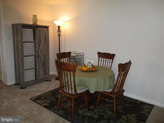 4th image of 1001 Jessicas Ct Unit 12